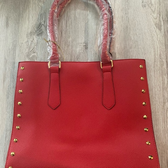 Beautiful red shoulder bag - Picture 3 of 8